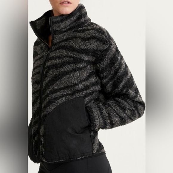 Varley Jackets & Blazers - SALE! Varley Napoli Sherpa Jacket in Zebra Size Small